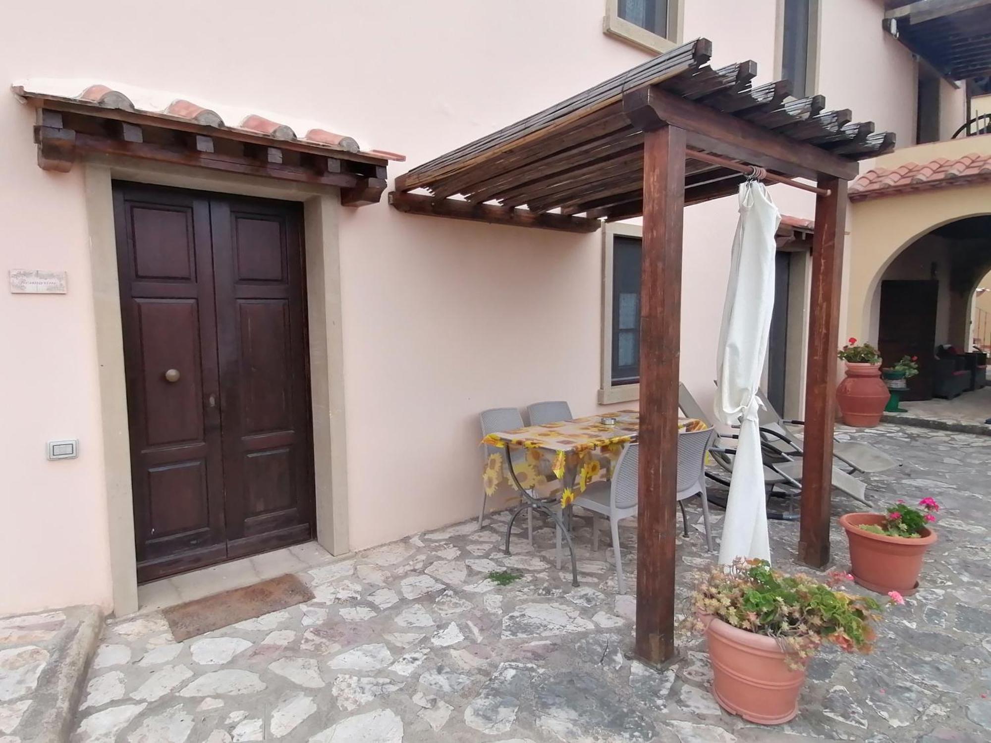 Residence Il Monastero Pomarance Εξωτερικό φωτογραφία