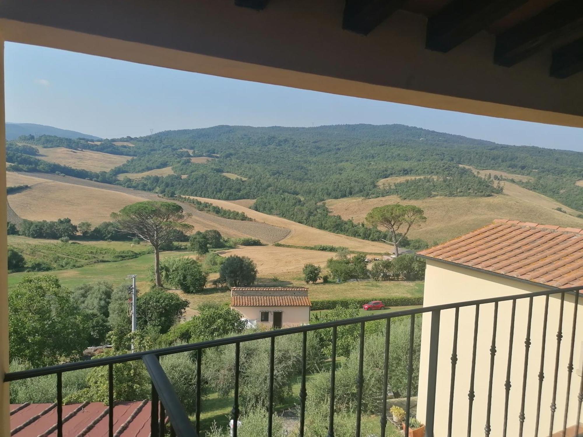 Residence Il Monastero Pomarance Εξωτερικό φωτογραφία